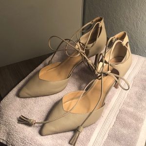 Banana republic grey heels